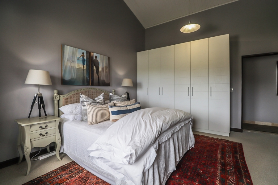 5 Bedroom Property for Sale in Oubaai Western Cape